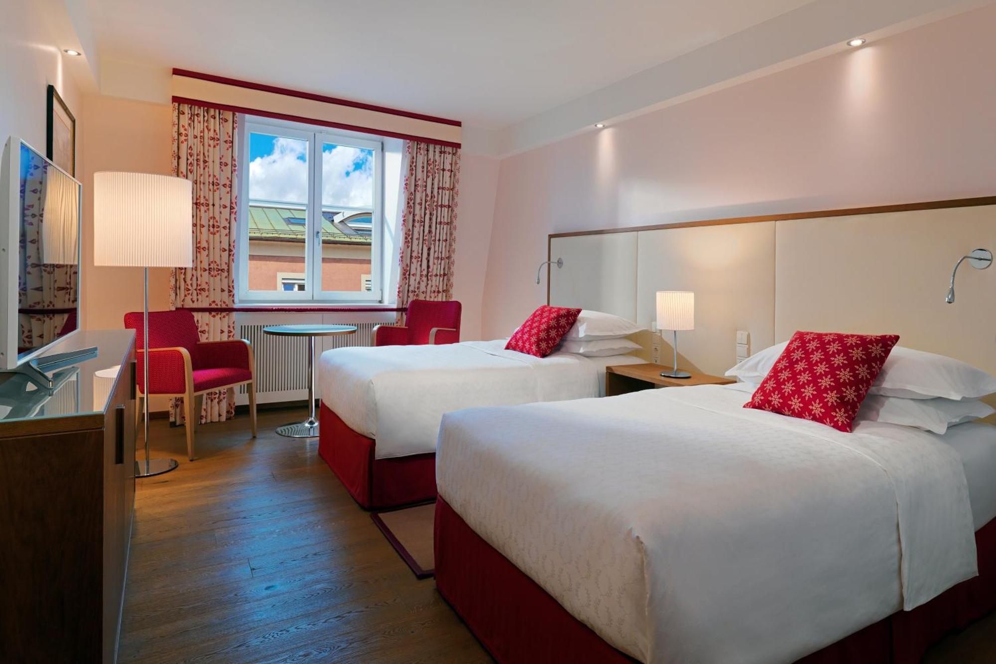 Sheraton Grand Salzburg Exterior photo